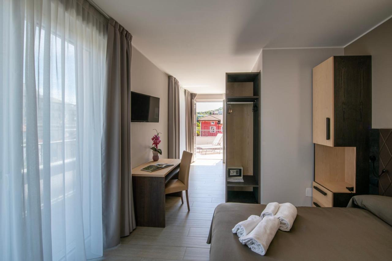 Hotel Boston Stresa Dış mekan fotoğraf
