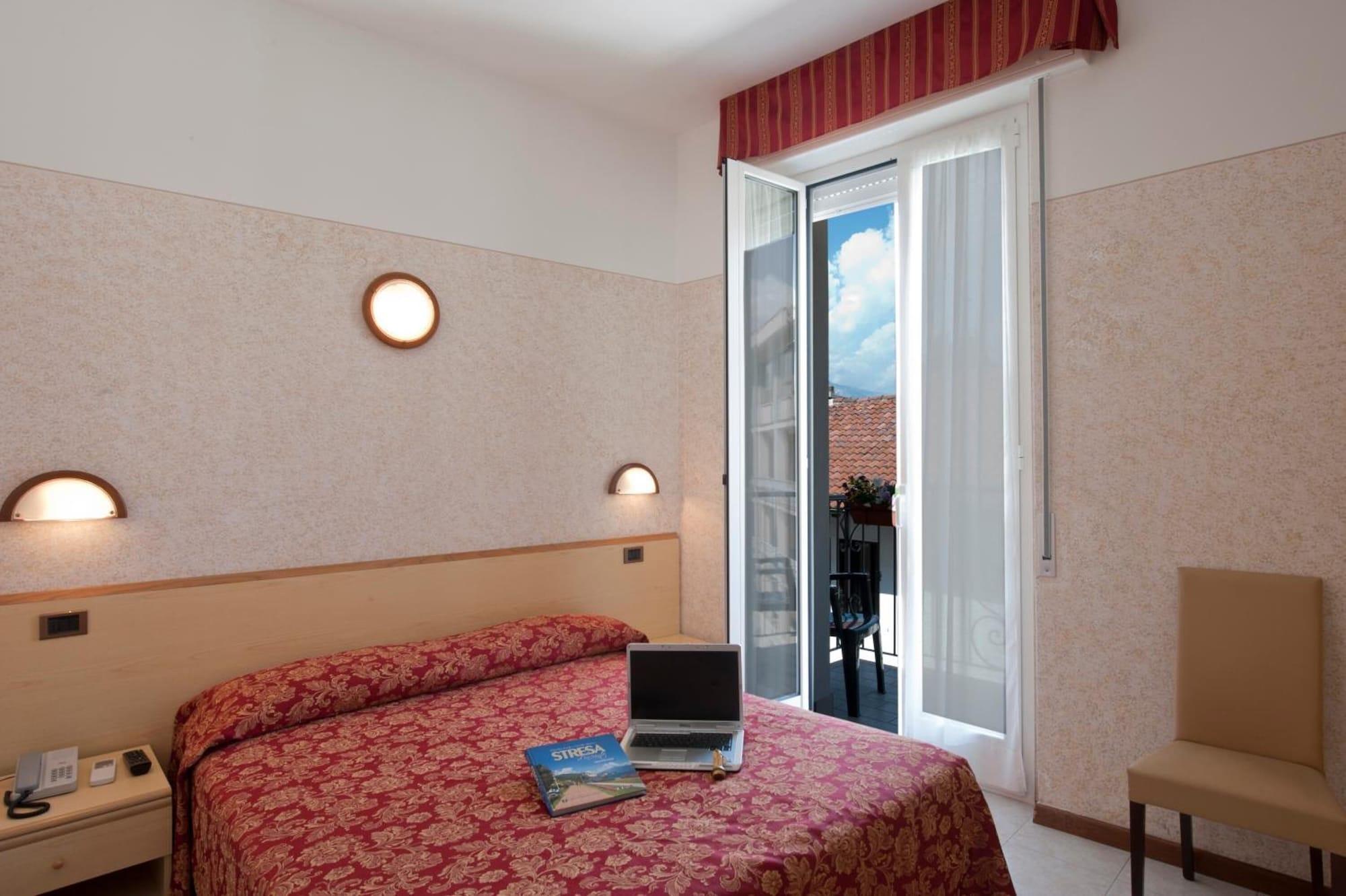 Hotel Boston Stresa Dış mekan fotoğraf